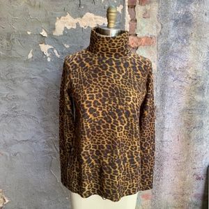 NWOT 100% Cashmere White + Warren Leopard Print Sweater